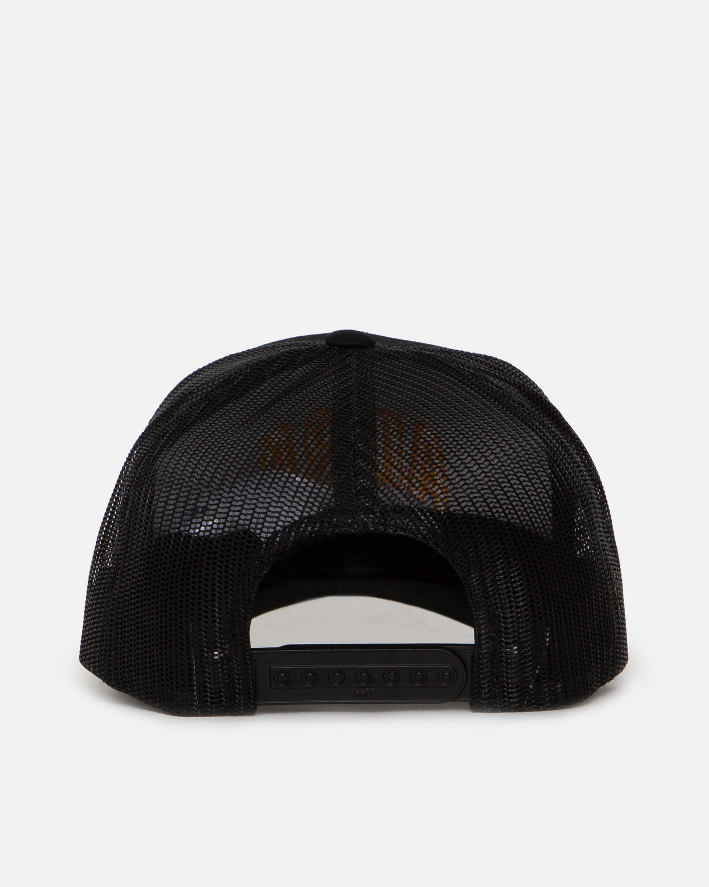 AURA TRUCKER CAP BLACK